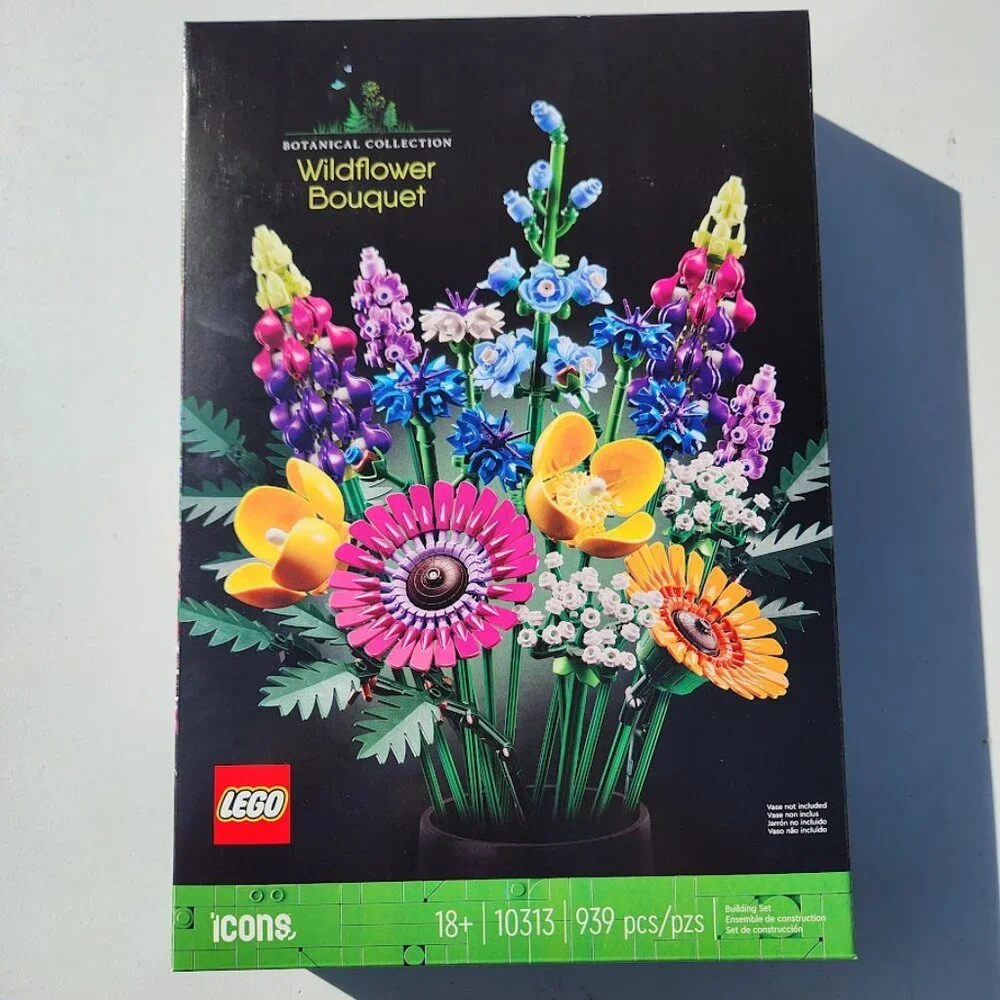 LEGO 10313 Botanicals Artificial Wildflower Bouquet Fake Flowers Building Set